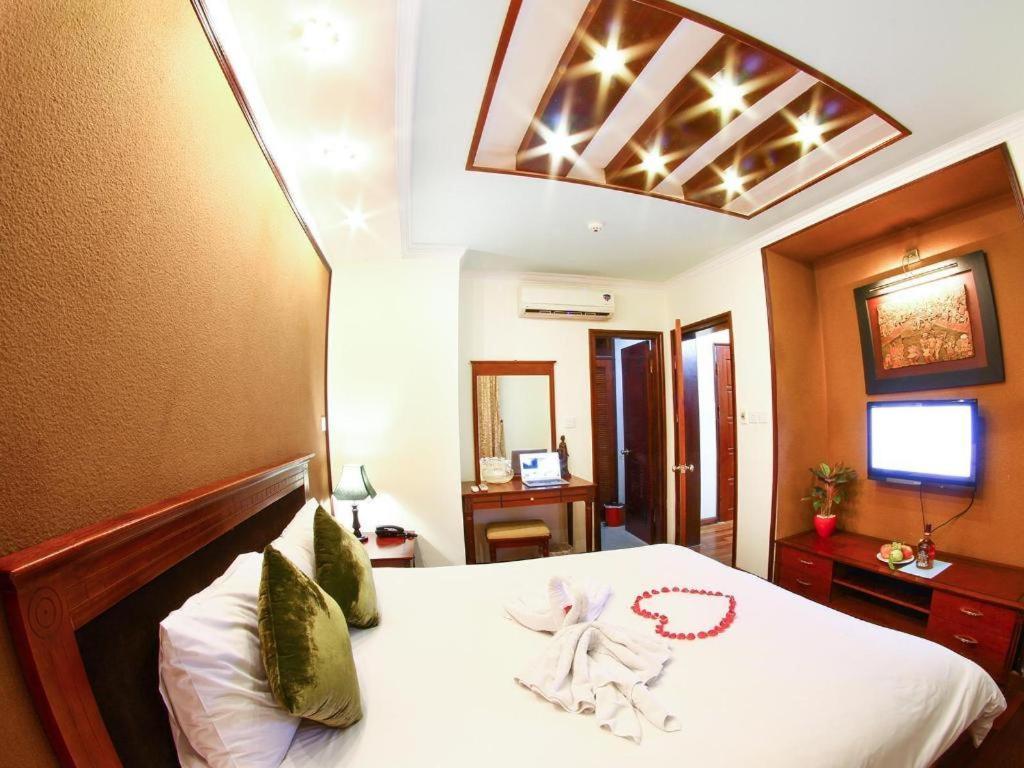 Atrium Hanoi Hotel Exterior photo