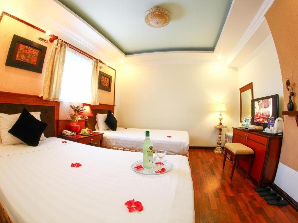 Atrium Hanoi Hotel Exterior photo