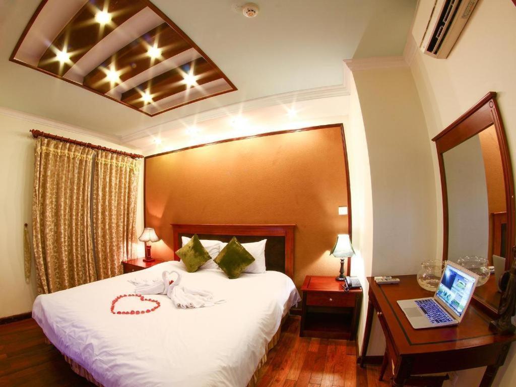 Atrium Hanoi Hotel Exterior photo